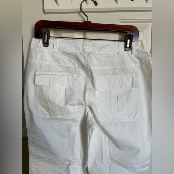 NWT Free People White Cargo Pants- Size 8 - Picture 7 of 11
